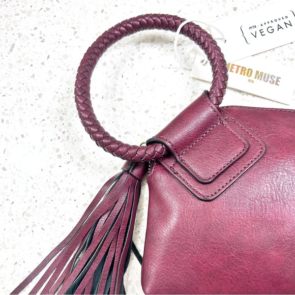 NWTO Metro Muse Burgundy Vegan Leather Clutch - Picture 2 of 7